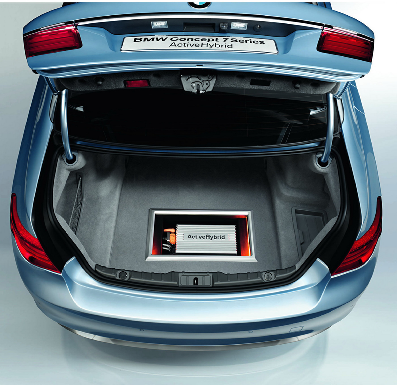 Illustration for article titled BMW Concept 7 Series ActiveHybrid Adds Power, Efficiency